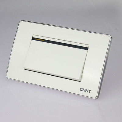 正泰NEW5F幻銀118型二位一開(kāi)雙控大翹板開(kāi)關(guān) 電玩口袋的墻壁美學(xué)與實(shí)用之選